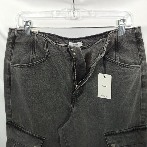Forever 21 Womens Cargo Jeans Size 30 Gray Straight Leg Relaxed Fit Denim Bottom - Picture 7 of 9